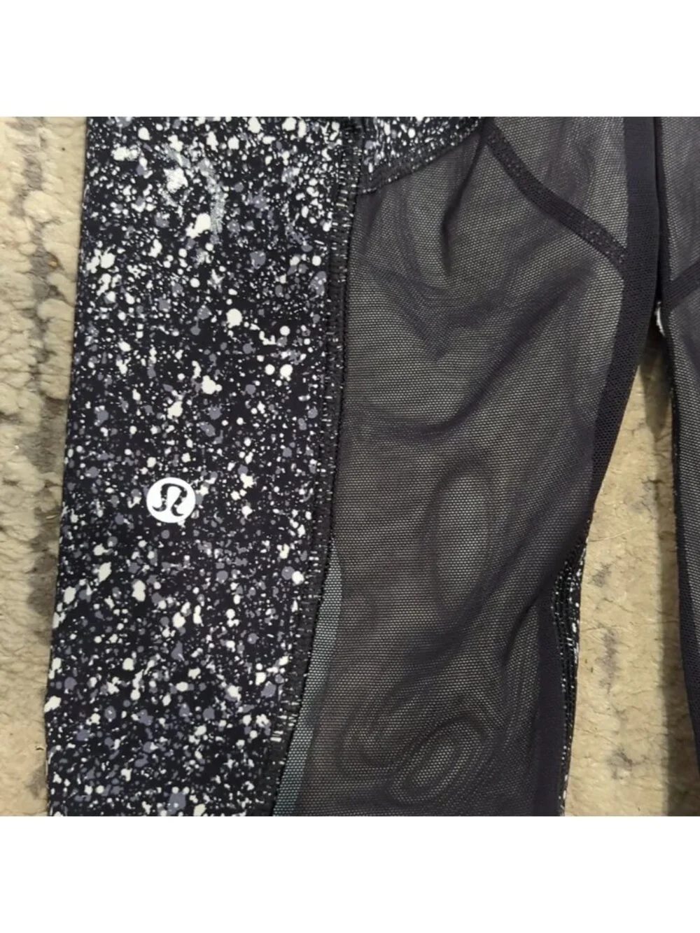Lululemon Outrun 17